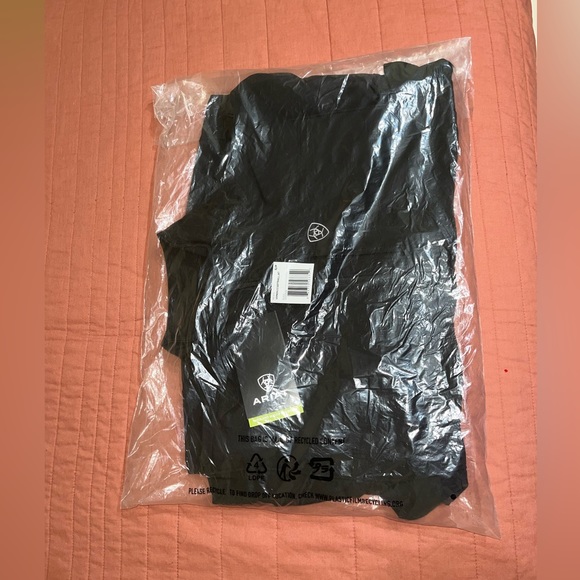 Ariat Other - Ariat Vernon 2.0 Softshell Jacket BRAND NEW